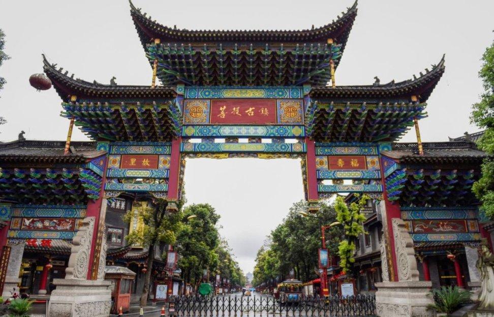 不管蒸什么“鱼”，五星大厨最注意这1步，难怪饭店鱼肉鲜嫩不腥